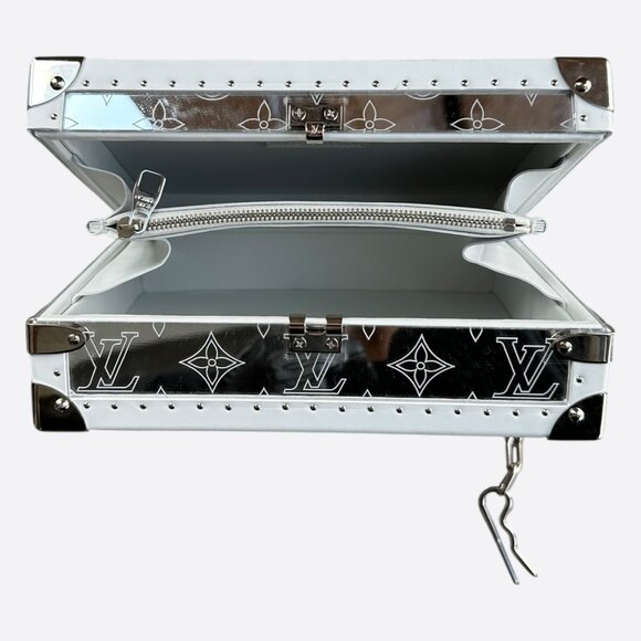 Louis Vuitton White Mirror Monogram Trunk - Picture 6 of 7